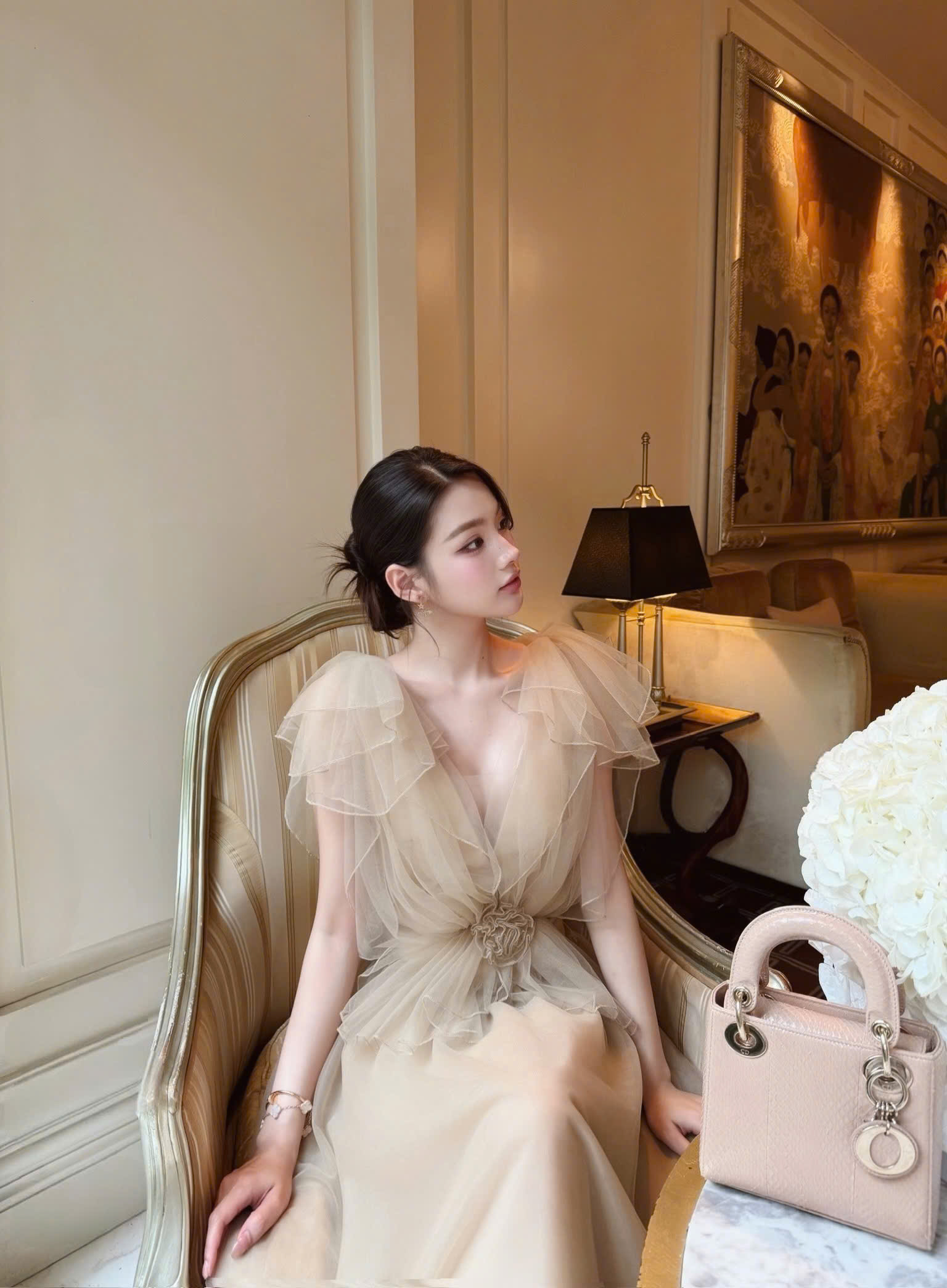Đầm váy Ngân Châu