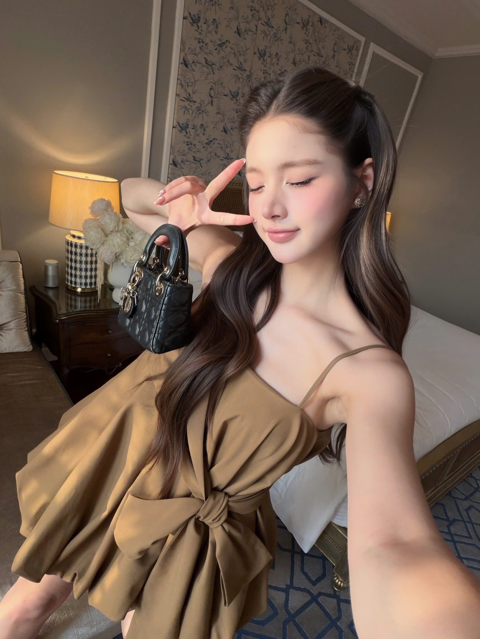 ĐẦM BÍ NƠ