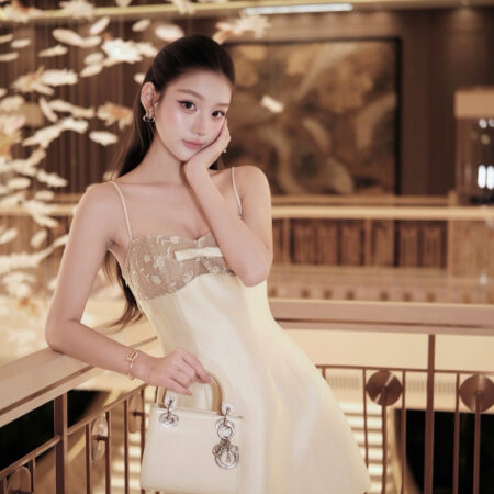 A- ĐẦM A NƠ PHỐI REN
