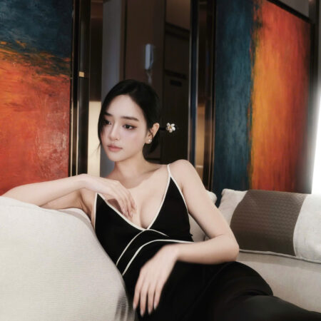 A- ĐẦM LỤA VIỀN 1953